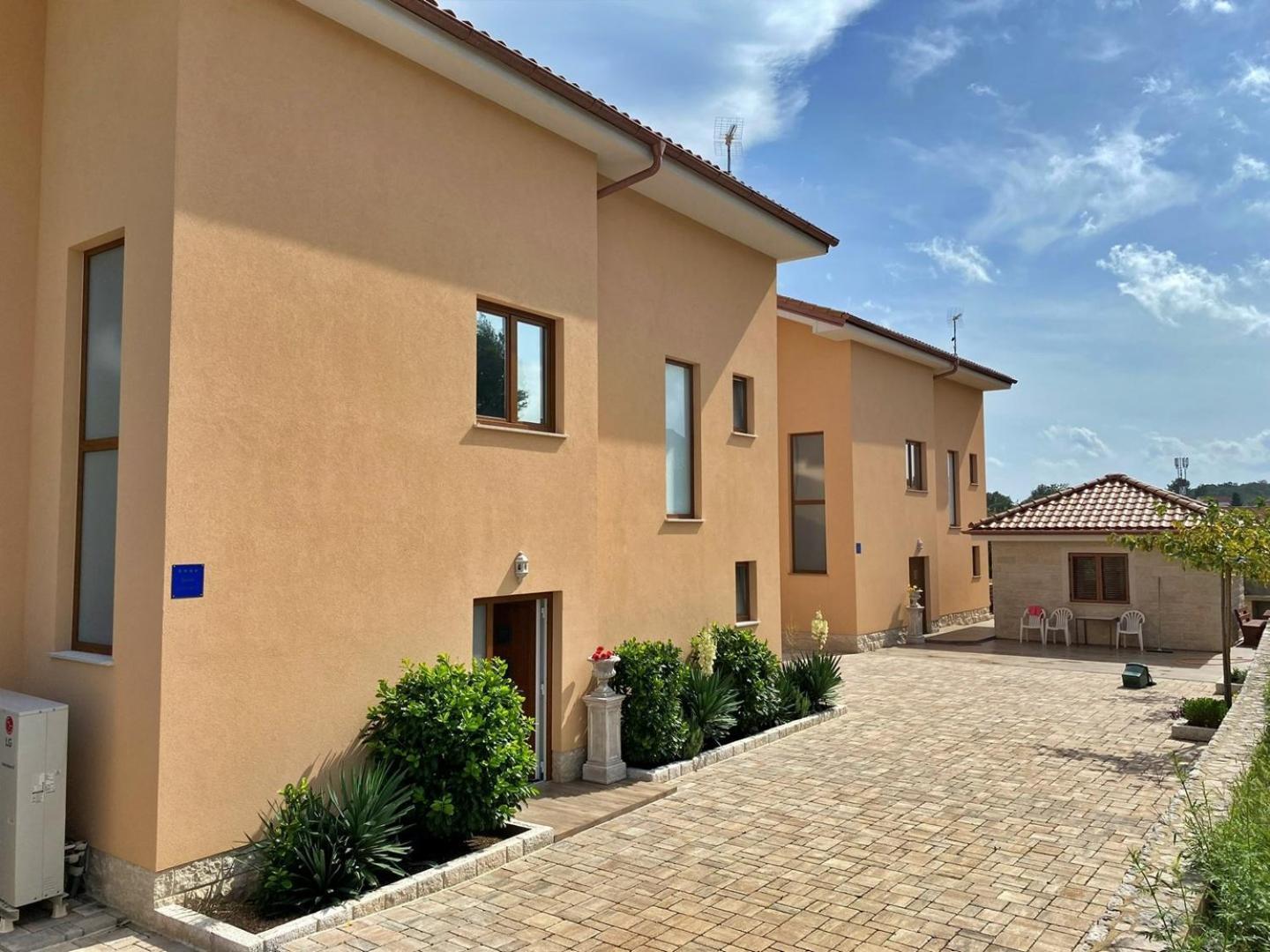 Guest house Rebeka Silo (Krk)